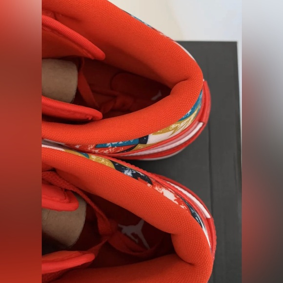 Air Jordan 1 Mid SE, Chile Red / White, Men's Size 10, DC7294 600, NEW WITH BOX! - Picture 7 of 11